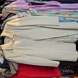 Used Women's Ann Taylor loft white trench coat size 8